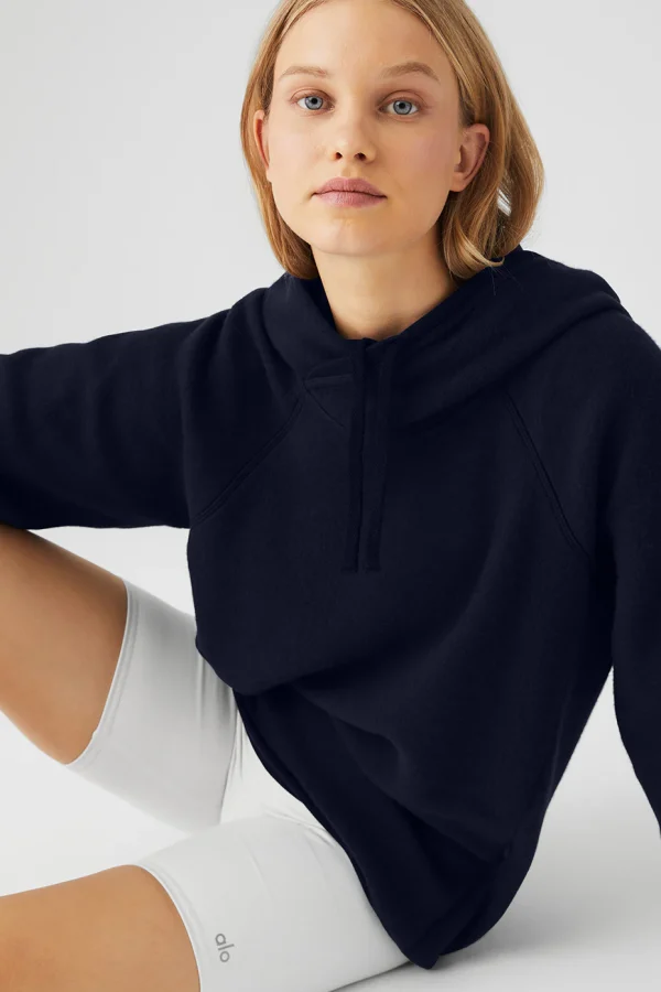 The Triumph Hoodie - Navy