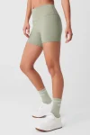 5 Airbrush High-Waist Biker Short - Limestone