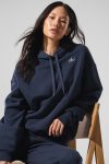 Accolade Hoodie – Navy